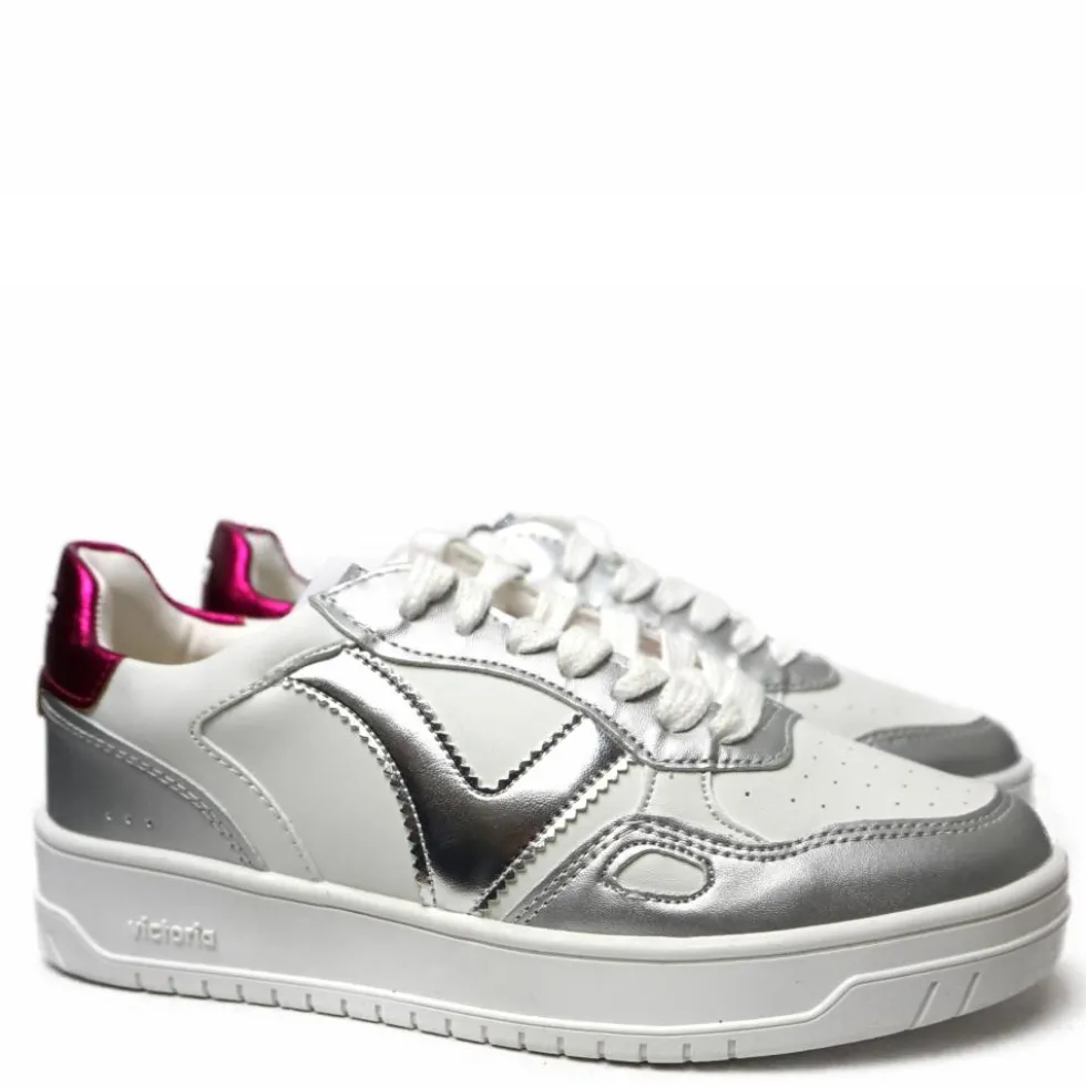 VICTORIA SNEAKERS IN PELLE CON FORI TRASPIRANTI E DECORAZIONI LUCIDE